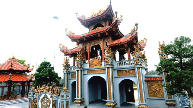 Choáng ngợp trước ngôi nhà thờ họ lớn nhất Việt Nam đẹp lung linh